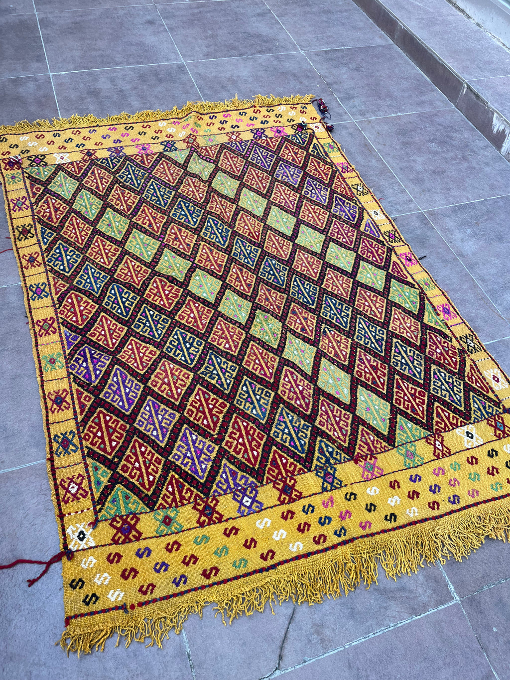 Çanakkale Yün Kilim (Baklava Dilimi Desenli)