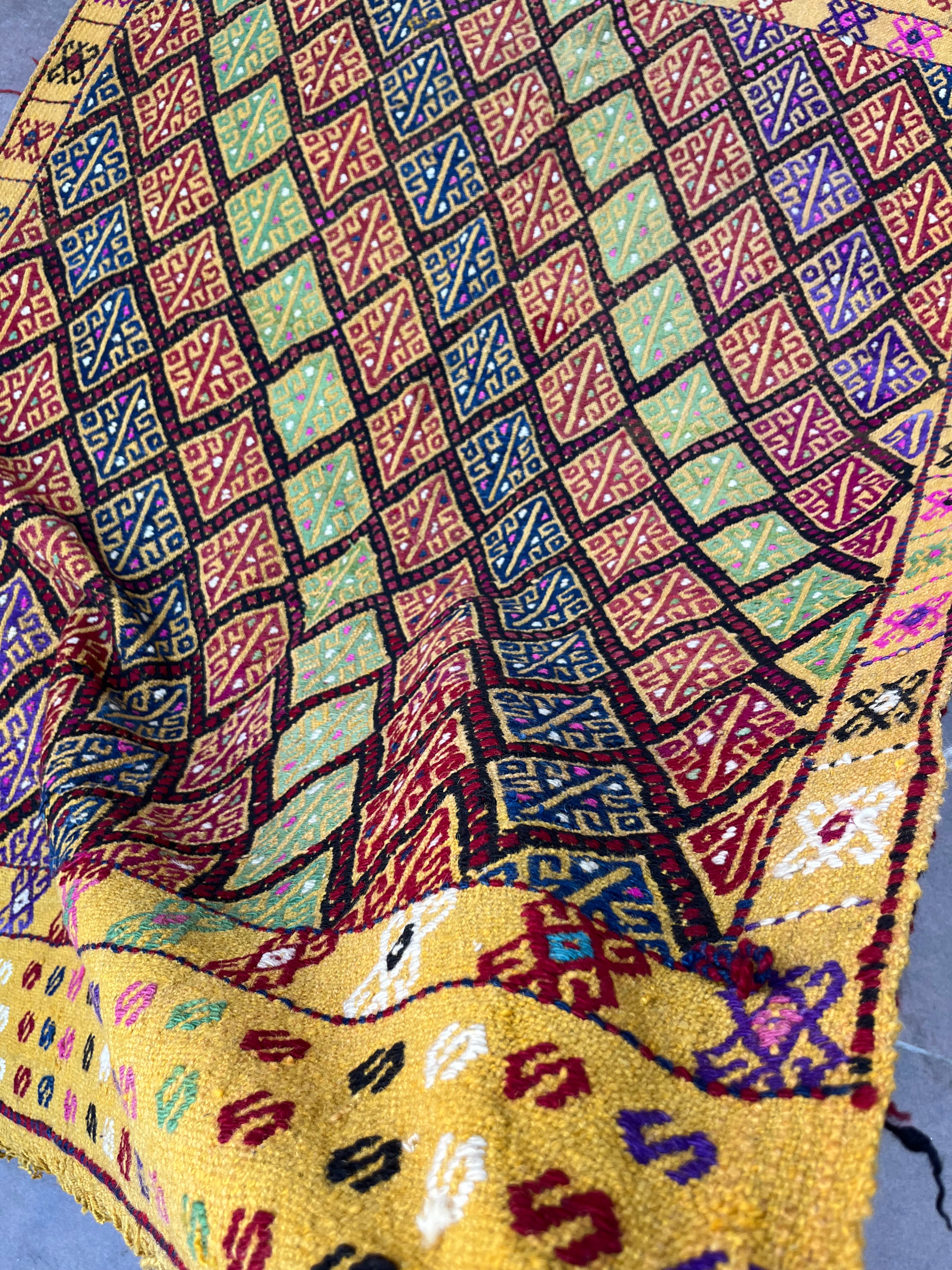 Çanakkale Yün Kilim (Baklava Dilimi Desenli)