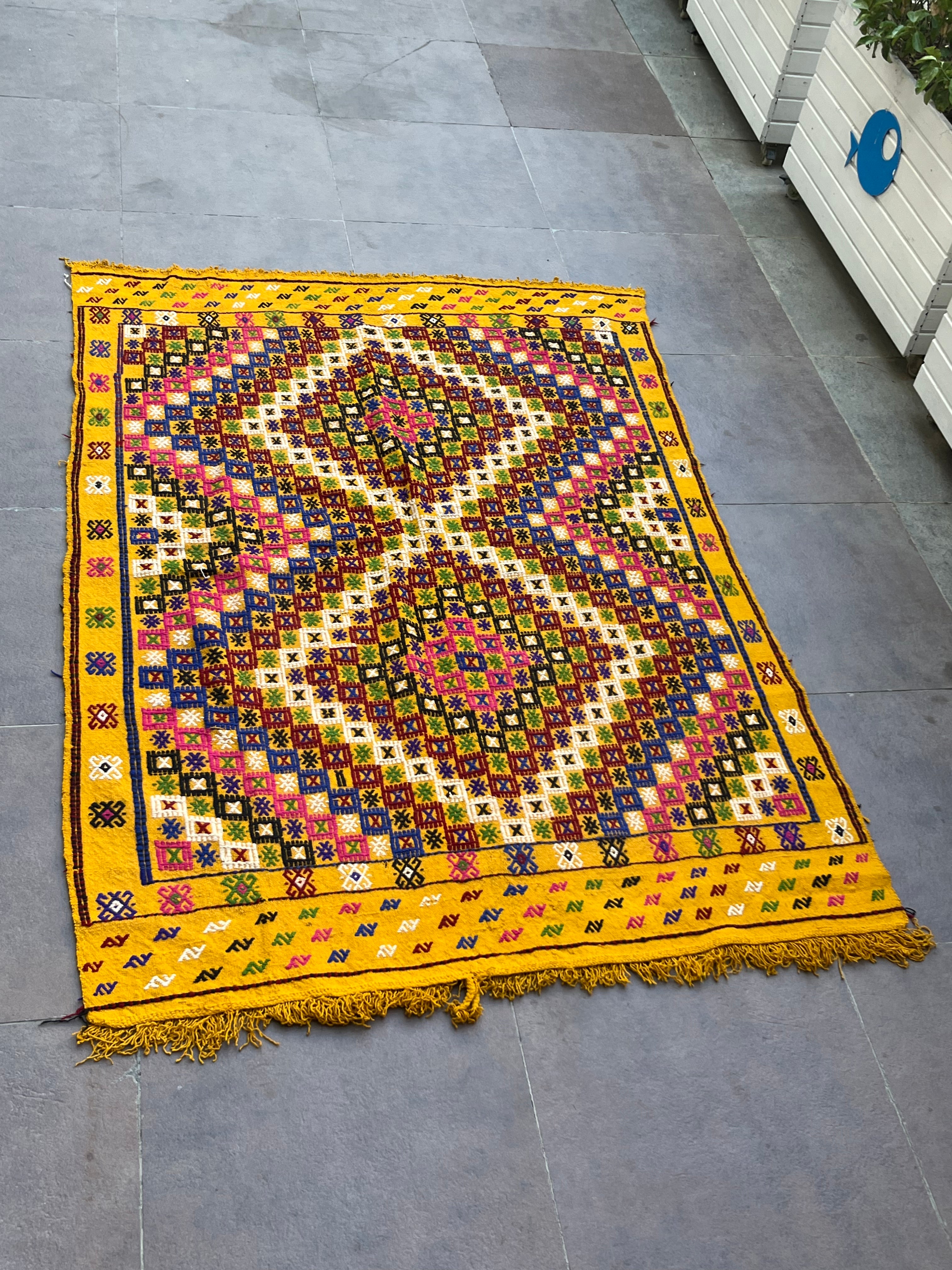 Çanakkale Yün Kilim (Çift Madalyon Desenli)