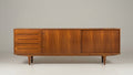 İskandinav Tarzı Vintage Büfe
