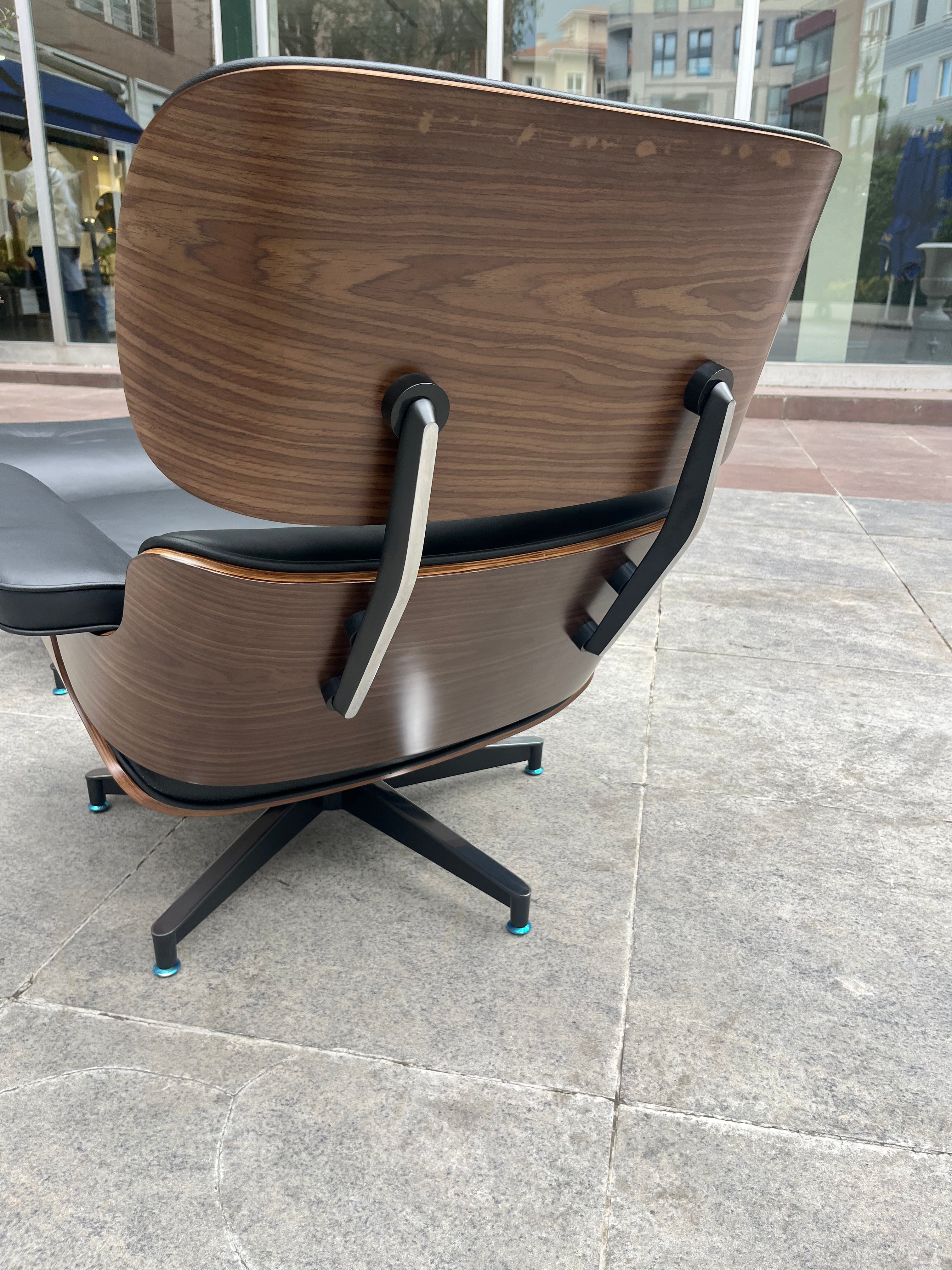 Eames Tarzı Lounge Koltuk & Puf Seti